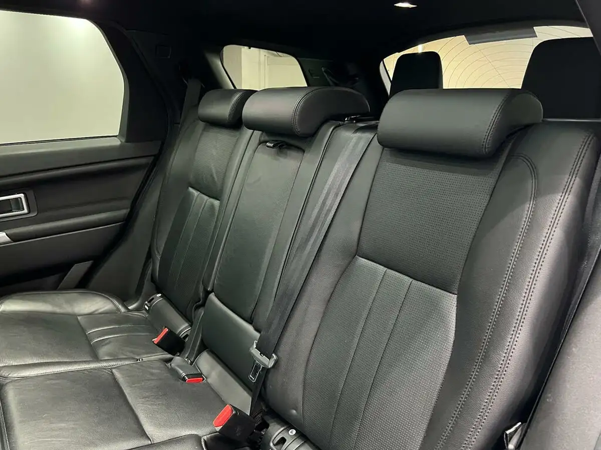 2019-land-rover-discovery-sport-20td4-landmark-big-57