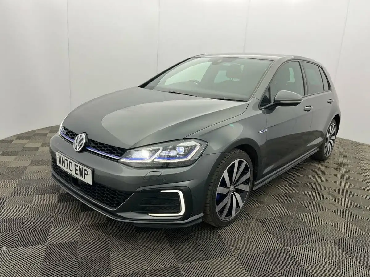 2020-volkswagen-golf-14-tsi-gte-advance-big-1