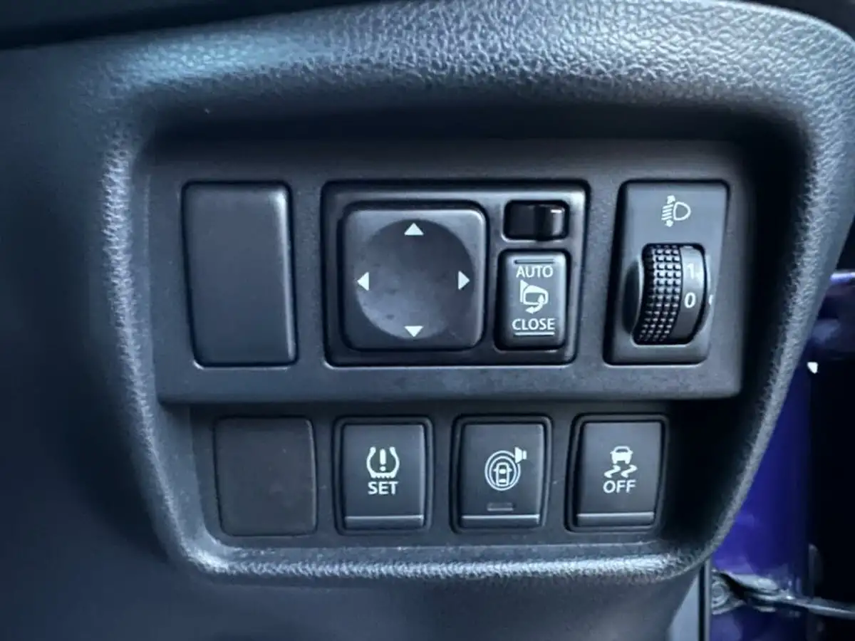 2015-nissan-juke-16-tekna-117ps-1598cc-xtronic-cvt-big-42
