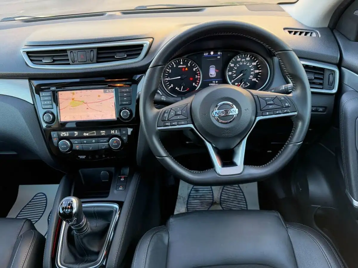 2020-nissan-qashqai-13-dig-t-tekna-140ps-big-14