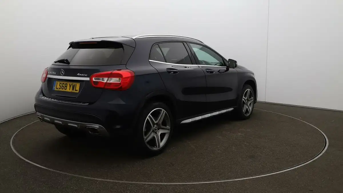 2018-mercedes-benz-gla-class-21d-gla-220d-amg-line-177ps-ss-big-6