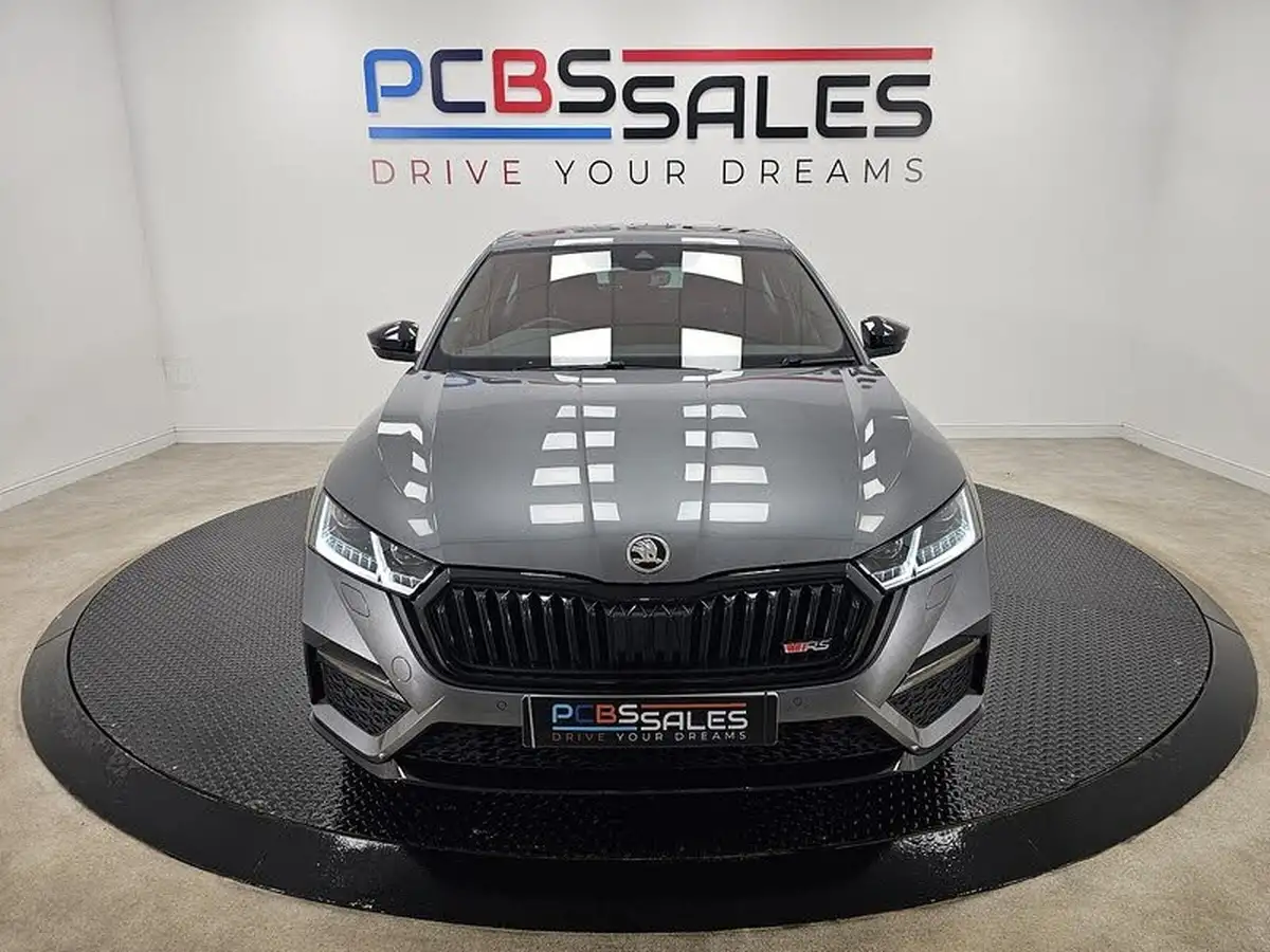 2022-skoda-octavia-20-tsi-vrs-hatchback-dsg-big-11