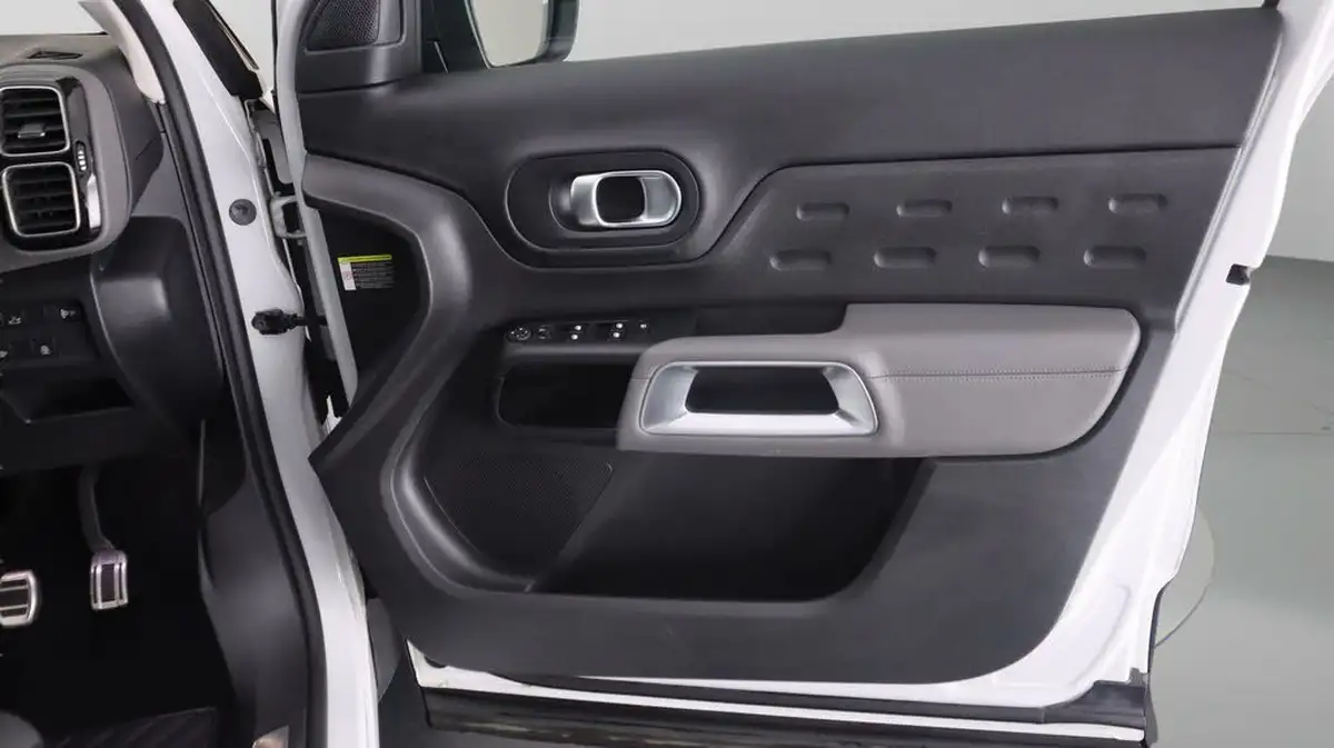 2019-citroen-c5-aircross-12-puretech-flair-plus-big-15