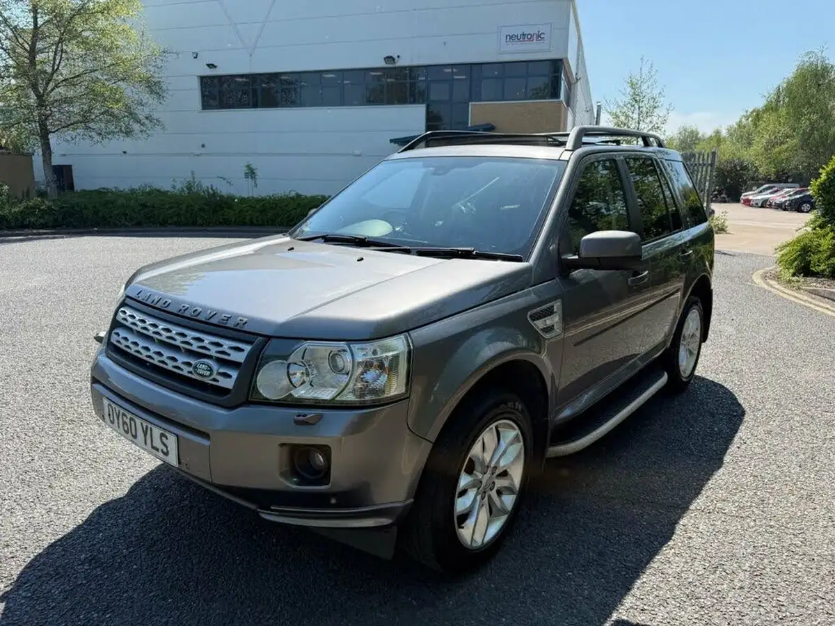 2010-land-rover-freelander-2-22sd4-hse-big-8