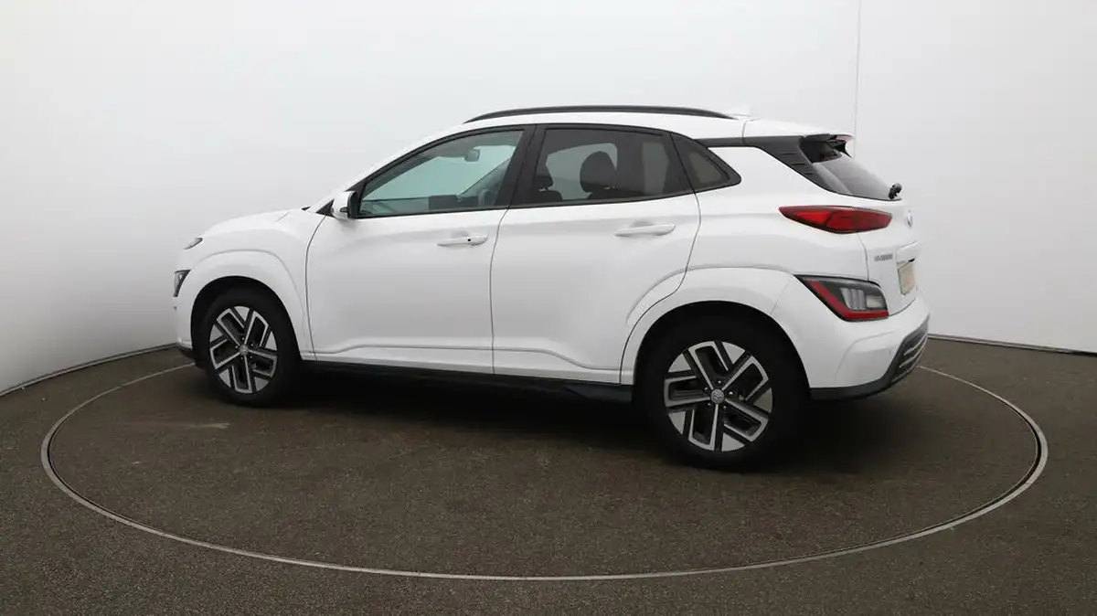 2022-hyundai-kona-e-premium-204ps-64kwh-7kw-obc-big-39