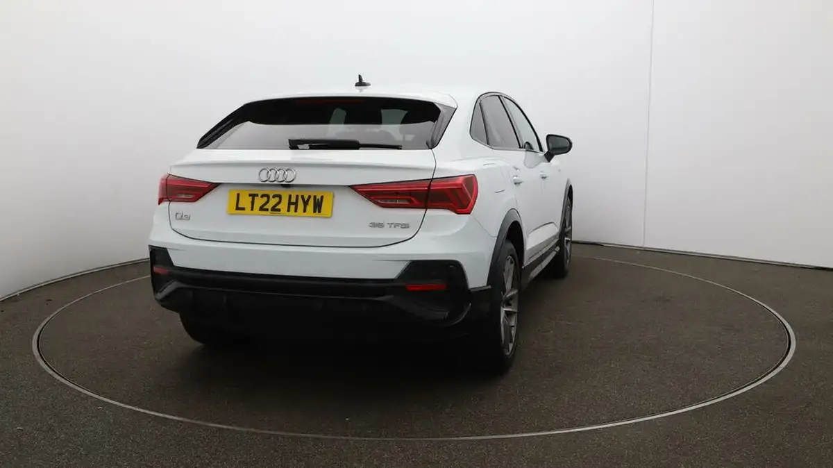 2022-audi-q3-15-35-tfsi-black-edition-cod-sportback-s-tronic-big-48