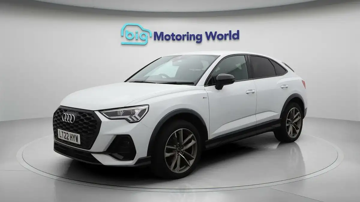 2022-audi-q3-15-35-tfsi-black-edition-cod-sportback-s-tronic-big-3