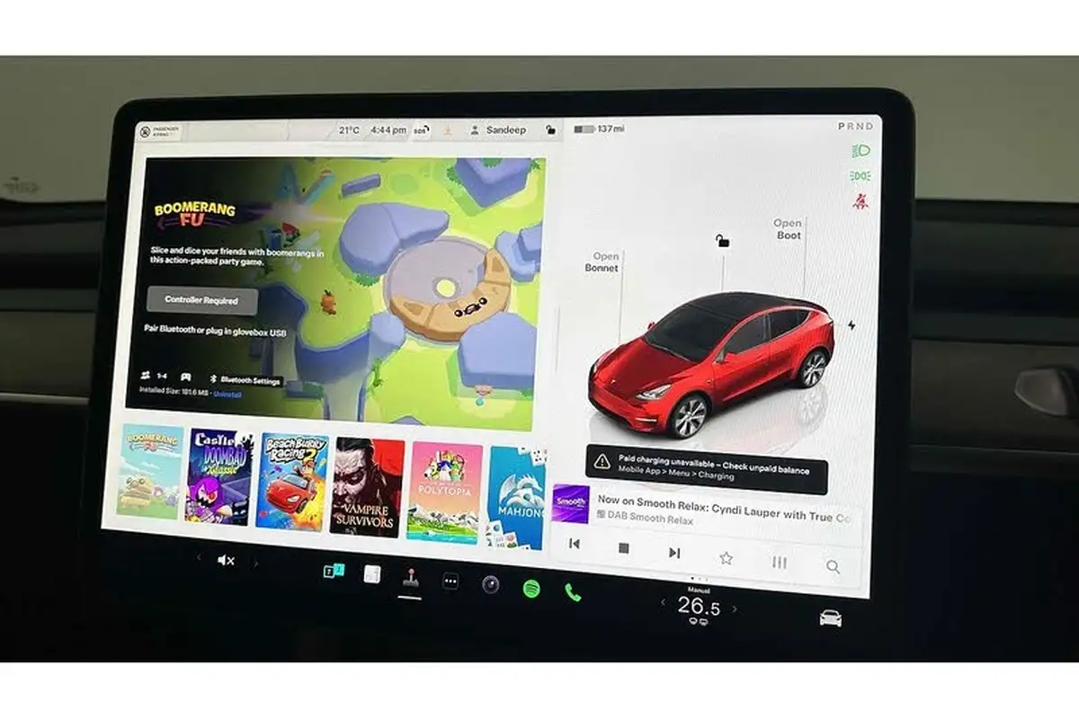 2022-tesla-model-y-e-long-range-big-38