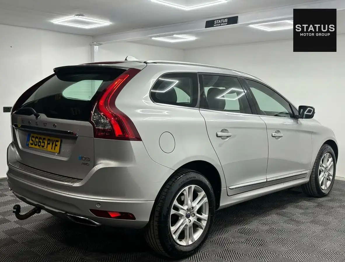 2015-volvo-xc60-24td-d5-se-lux-220bhp-ss-geartronic-big-10