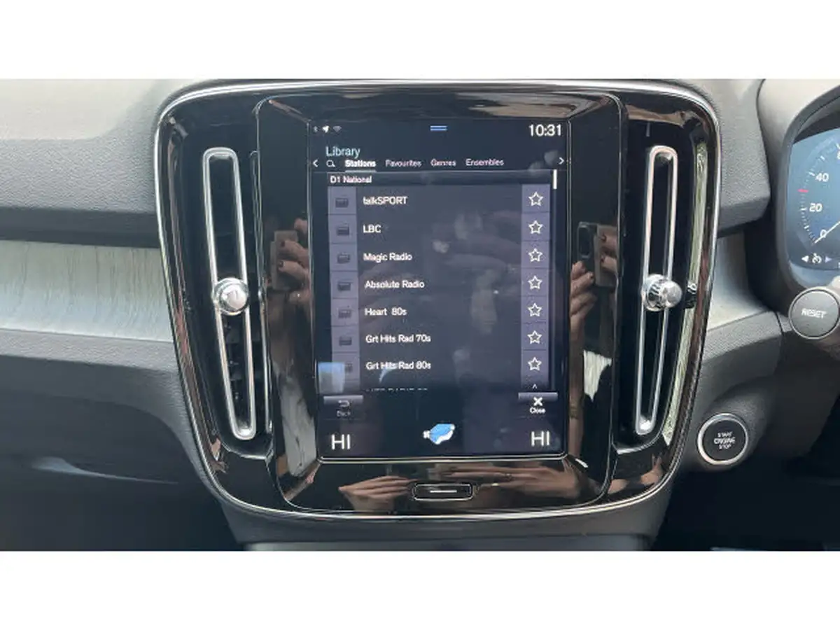 2021-volvo-xc40-15-t5-inscription-262bhp-big-32