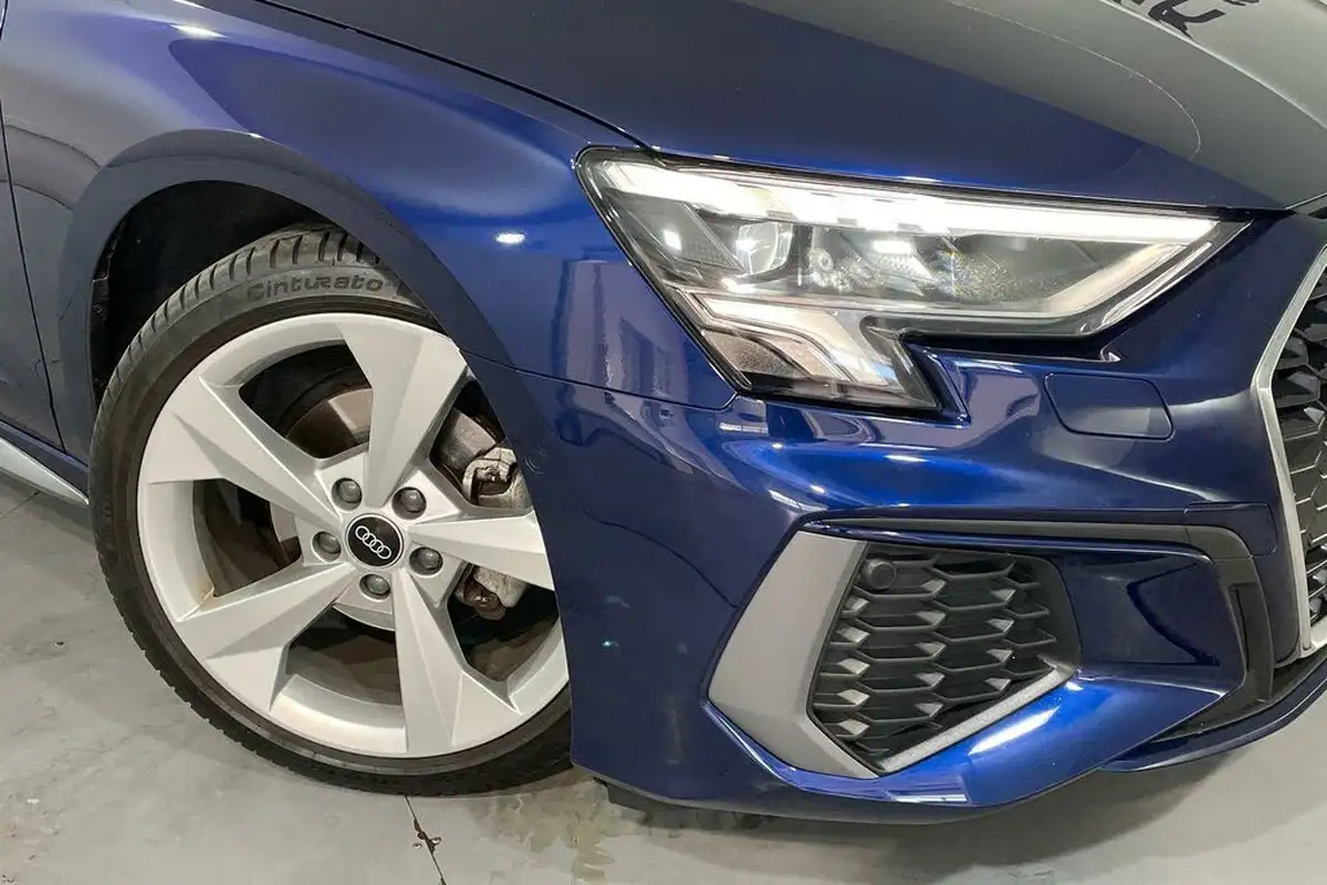 2023-audi-a3-20-35-tdi-s-line-sportback-5d-big-5