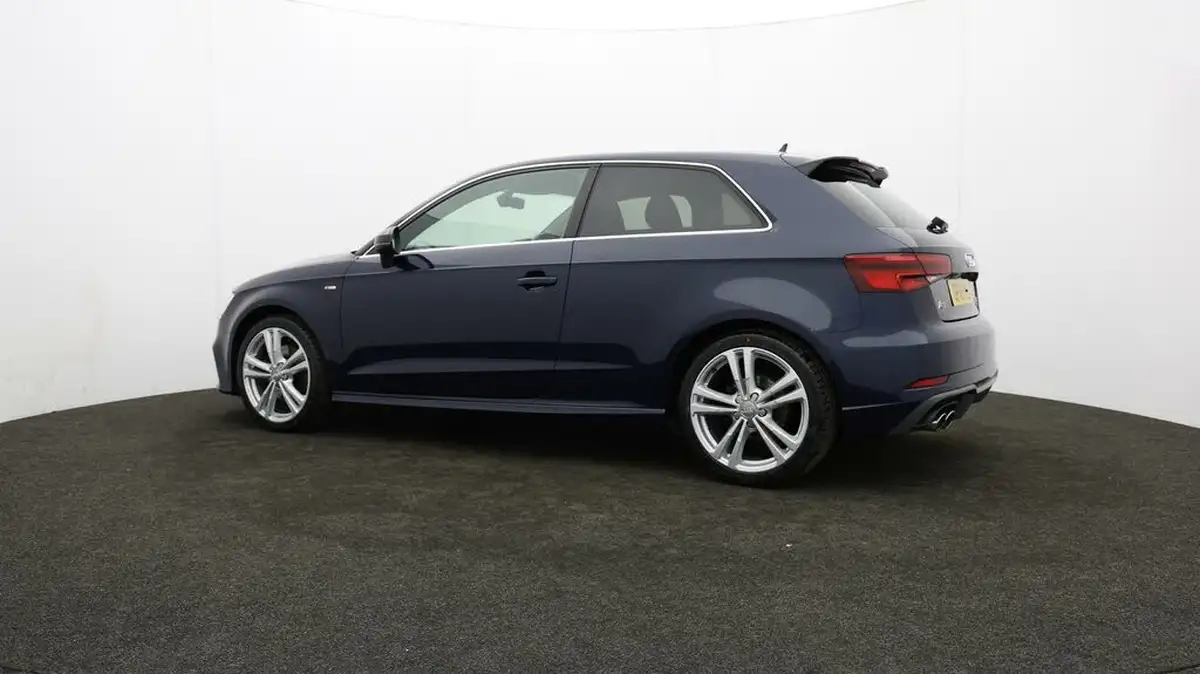2017-audi-a3-20-tfsi-quattro-s-line-191ps-nav-hatchback-3d-big-65