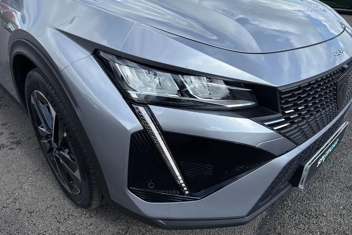 2023-peugeot-408-12-puretech-allure-premium-big-8