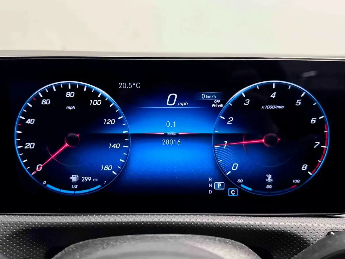 2022-mercedes-benz-cla-13-cla-200-amg-line-executive-coupe-4d-big-28