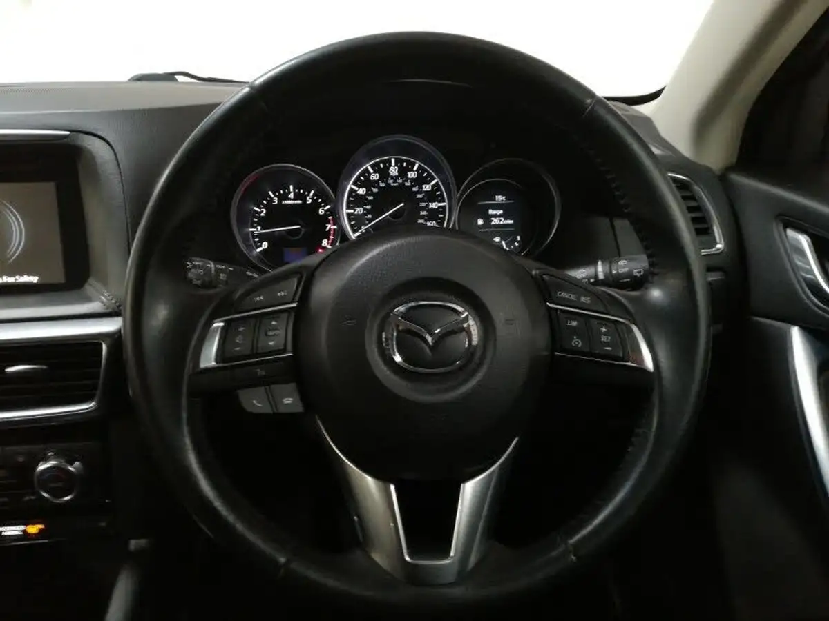 2016-mazda-cx-5-20-sport-nav-big-10