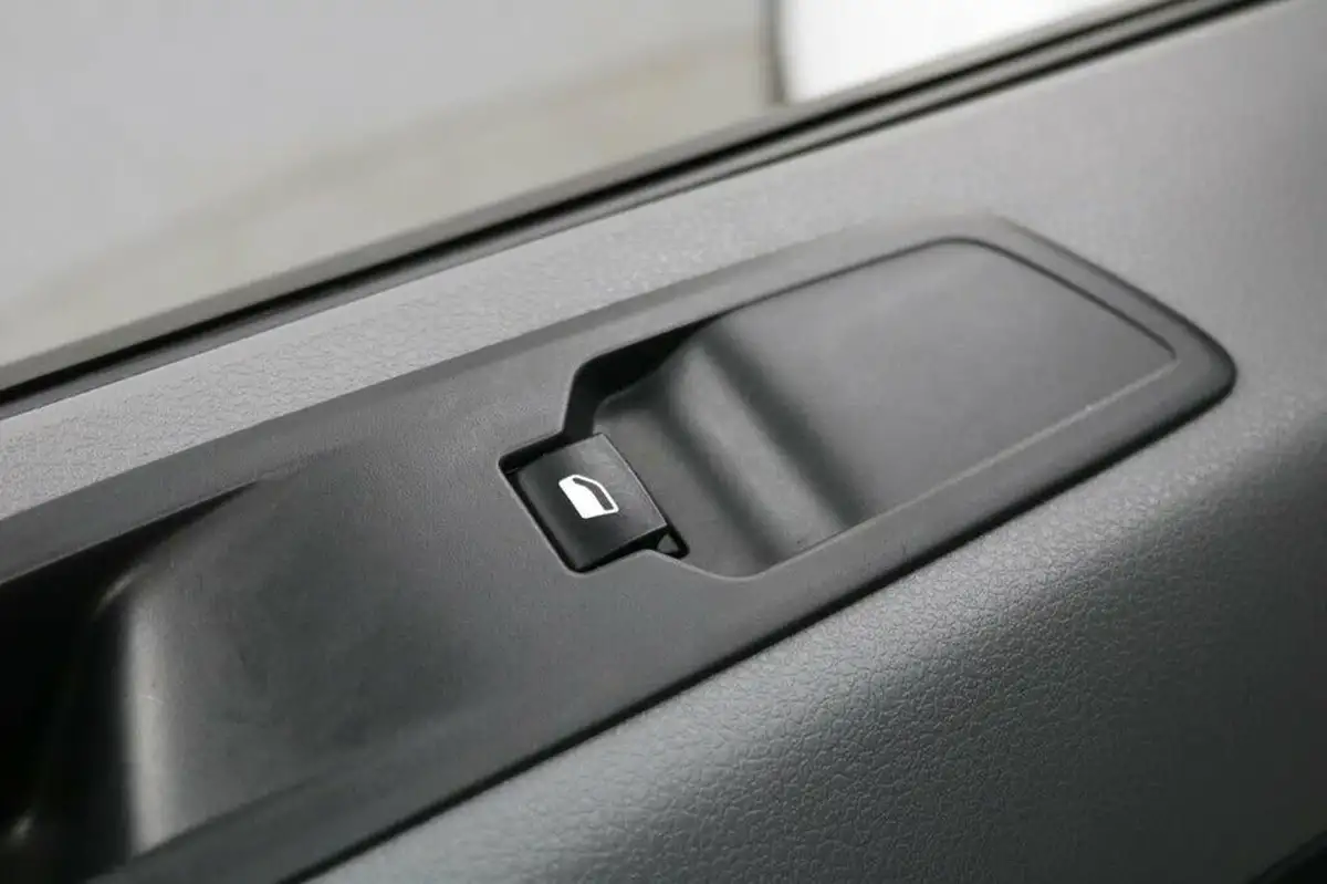 2021-peugeot-expert-e-professional-standard-75kwh-panel-big-59