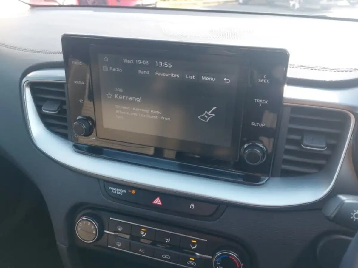 2023-kia-xceed-15-t-gdi-2-158bhp-big-13