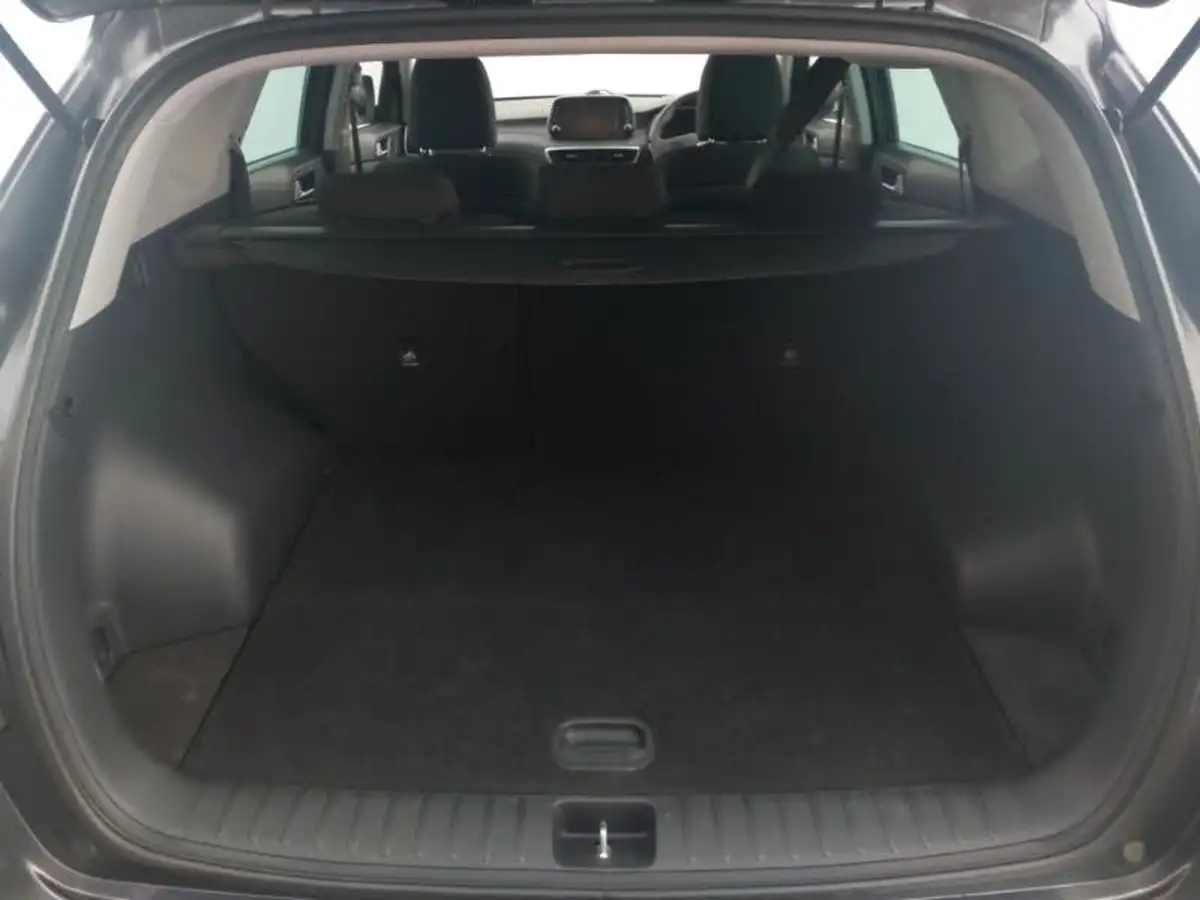 2018-hyundai-tucson-16-gdi-se-nav-big-7