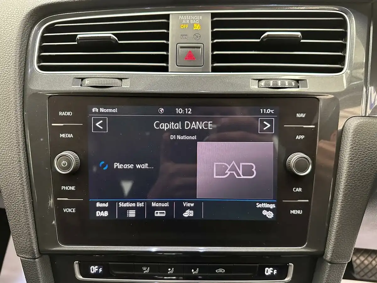 2019-volkswagen-golf-e-e-golf-big-7