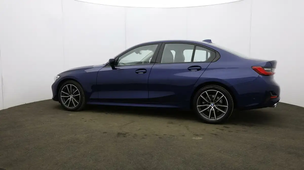 2019-bmw-3-series-20td-320d-sport-188bhp-saloon-4d-auto-big-57