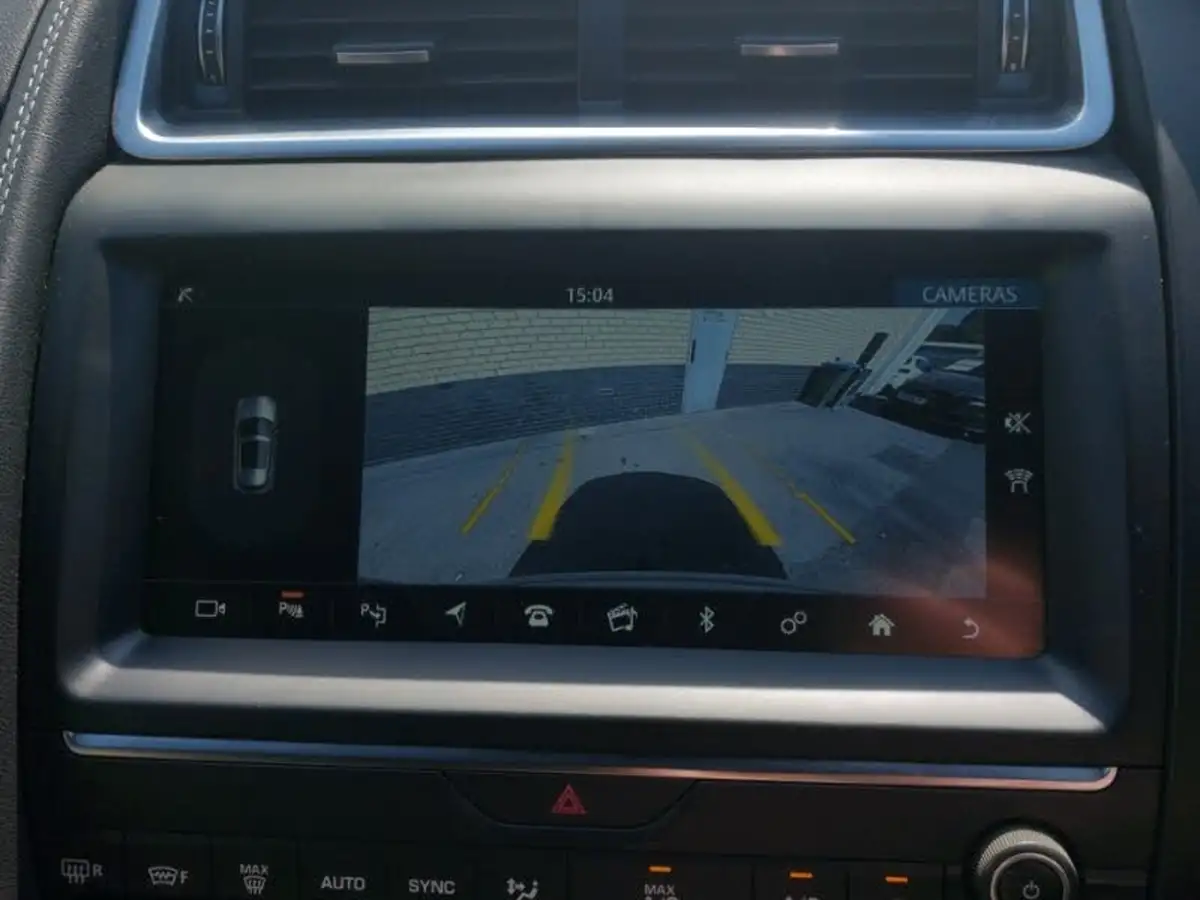 2019-jaguar-e-pace-20-i4d-r-dynamic-se-180ps-awd-auto-big-11
