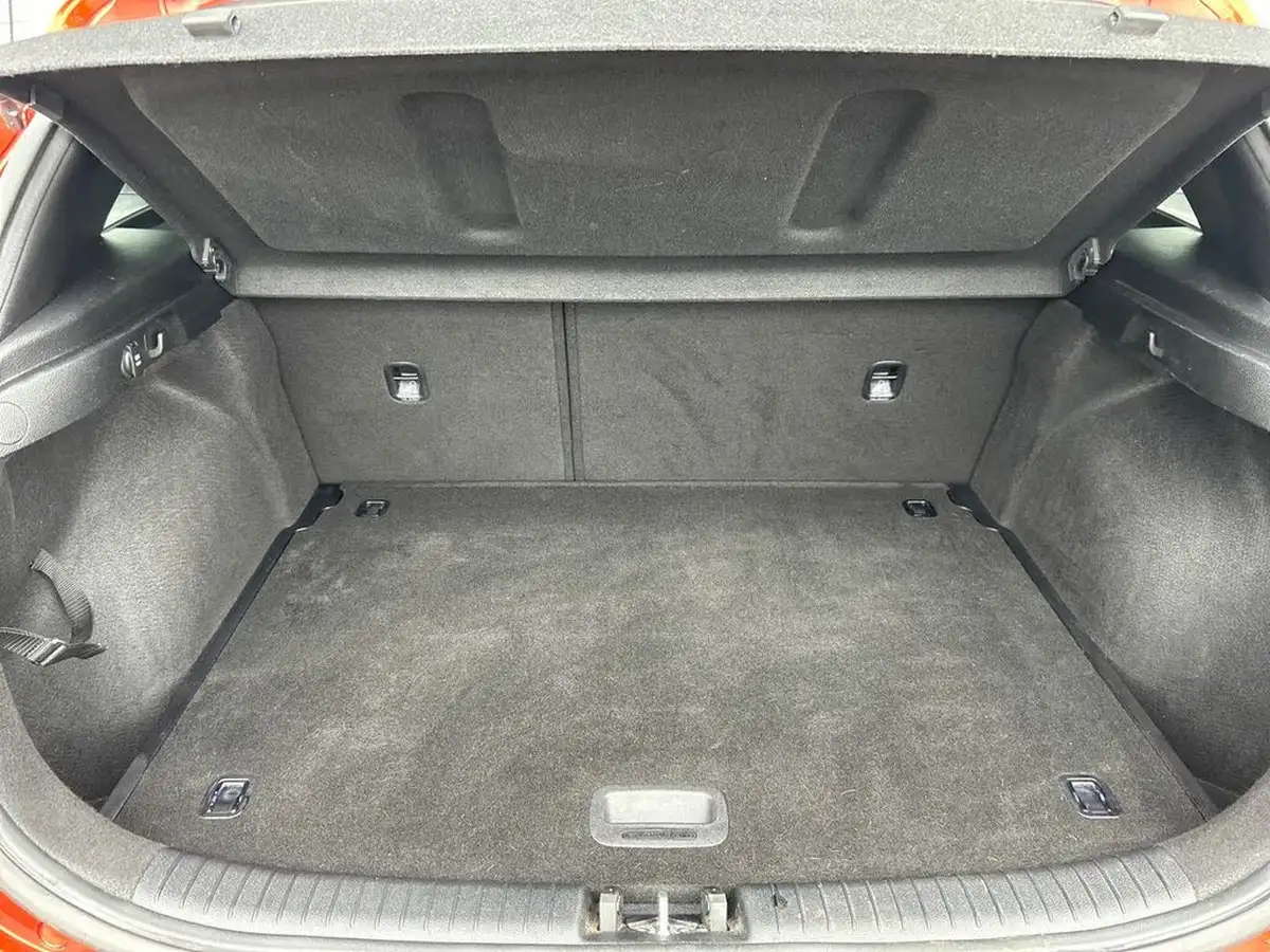 2021-kia-ceed-15-t-gdi-gt-line-big-9