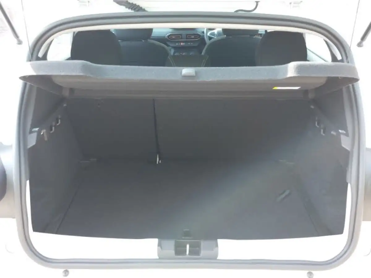 2022-dacia-sandero-stepway-10-tce-comfort-90bhp-big-7