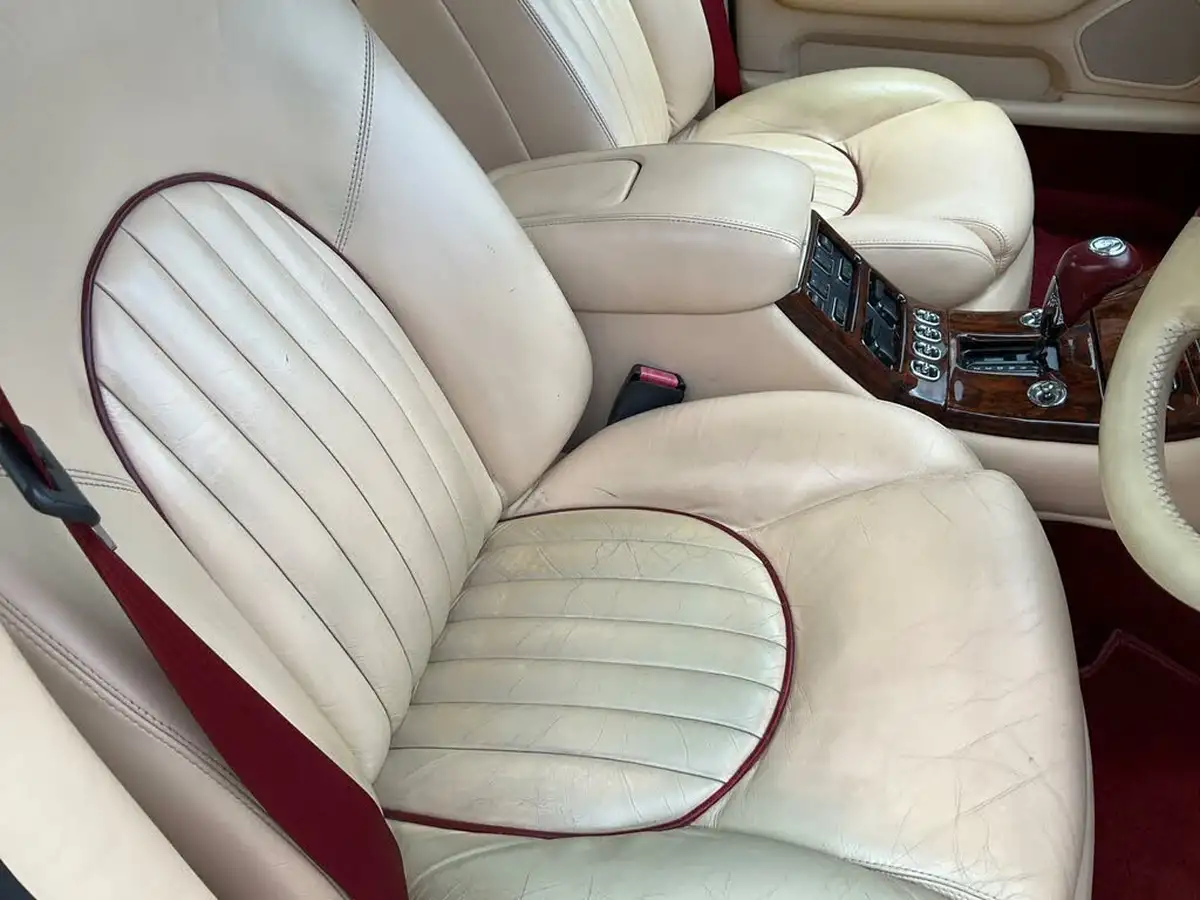 2001-bentley-arnage-68-red-label-big-68