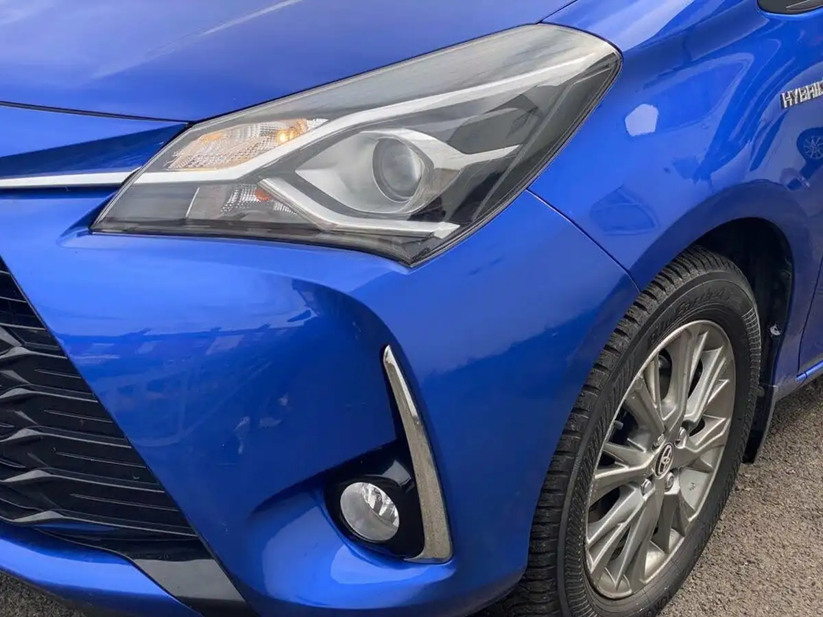 2018-toyota-yaris-15-vvt-i-icon-navi-hybrid-big-31