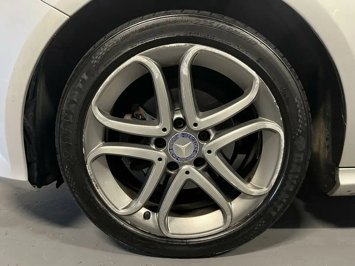2015-mercedes-benz-a-class-15-cdi-a180-sport-109ps-7g-dct-big-10