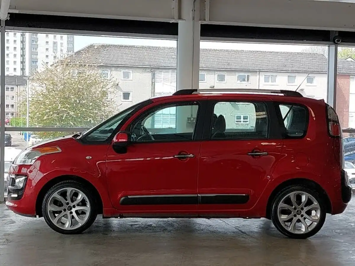 2015-citroen-c3-picasso-16bluehdi-selection-big-3