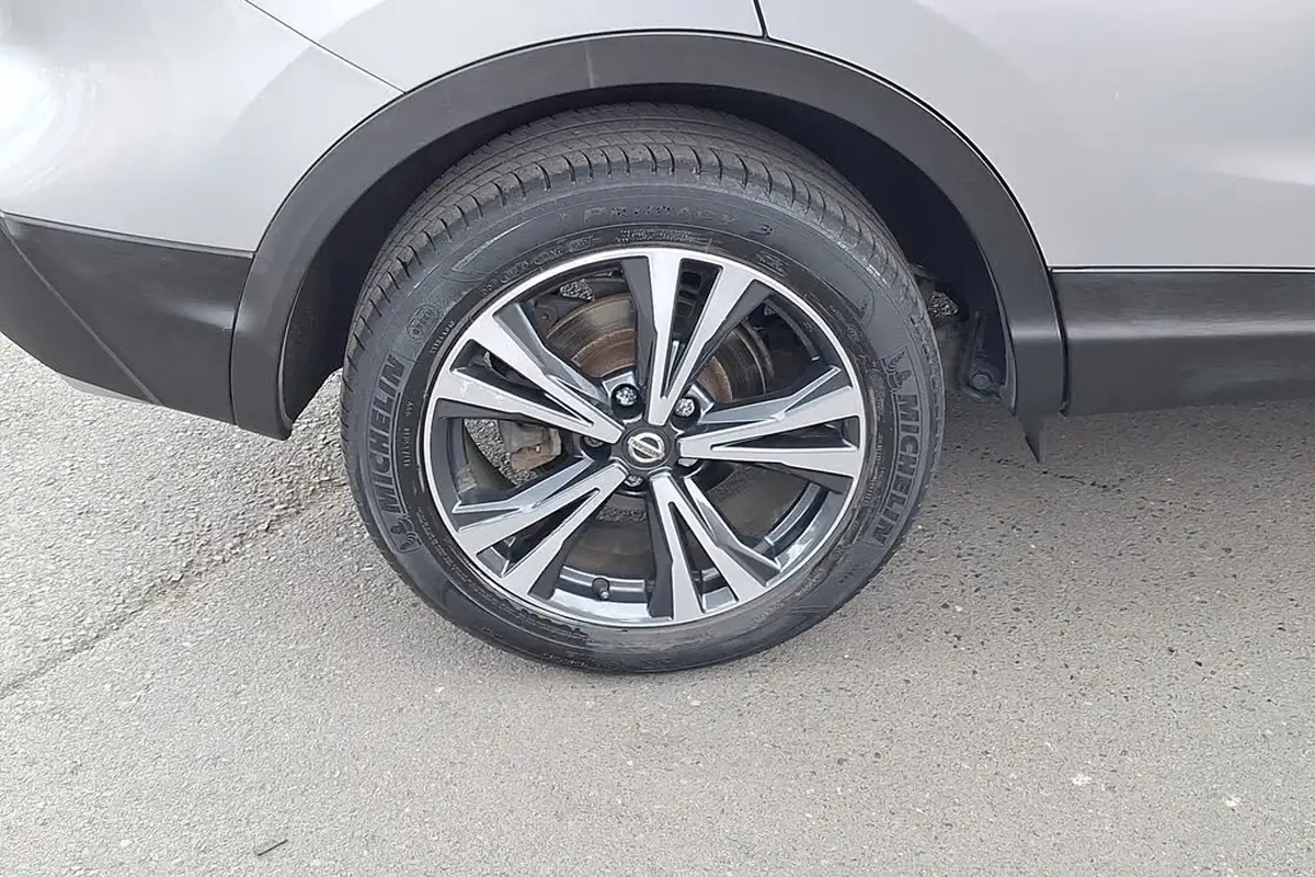 2018-nissan-qashqai-12-dig-t-n-connecta-big-3