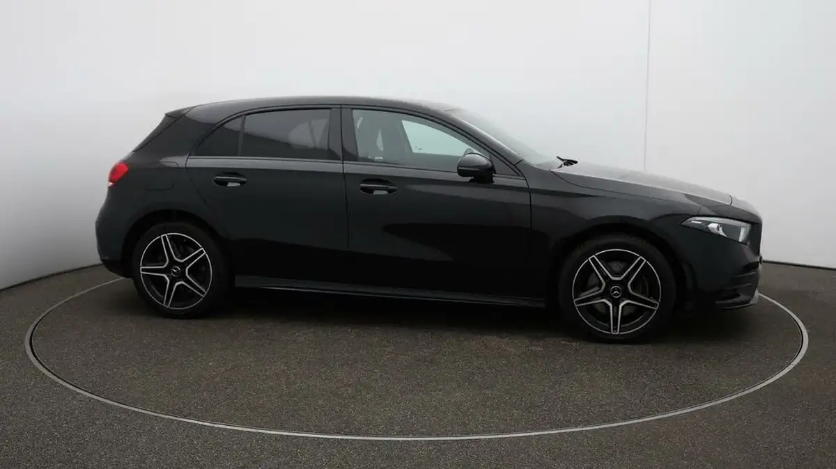 2022-mercedes-benz-a-class-13-a250e-amg-line-edition-hatchback-5d-big-38