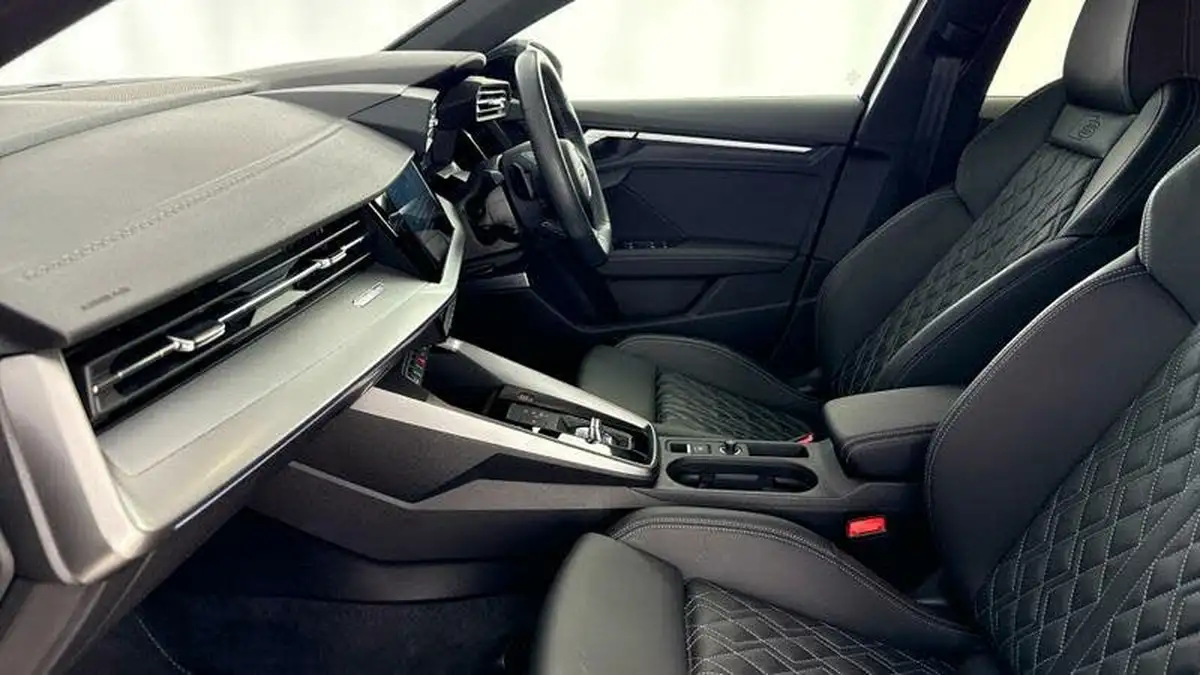 2023-audi-s3-20-tfsi-black-edition-sportback-5d-big-40