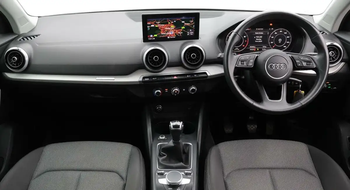 2022-audi-q2-10-30-tfsi-sport-big-13