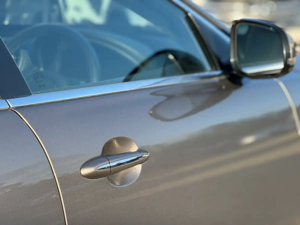 2011-jaguar-xj-series-30td-xj-luxury-swb-big-32