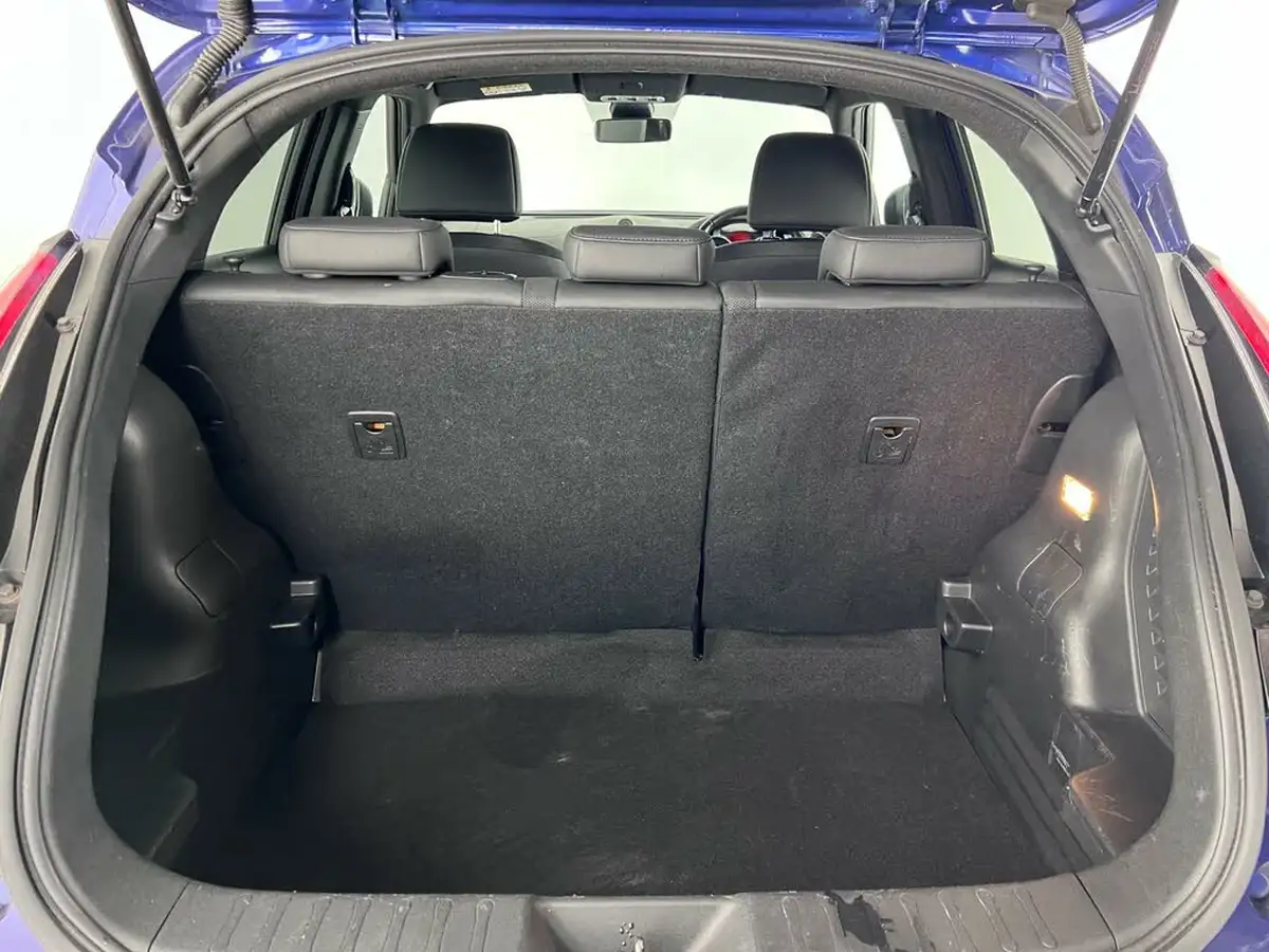 2017-nissan-juke-16-n-connecta-big-14
