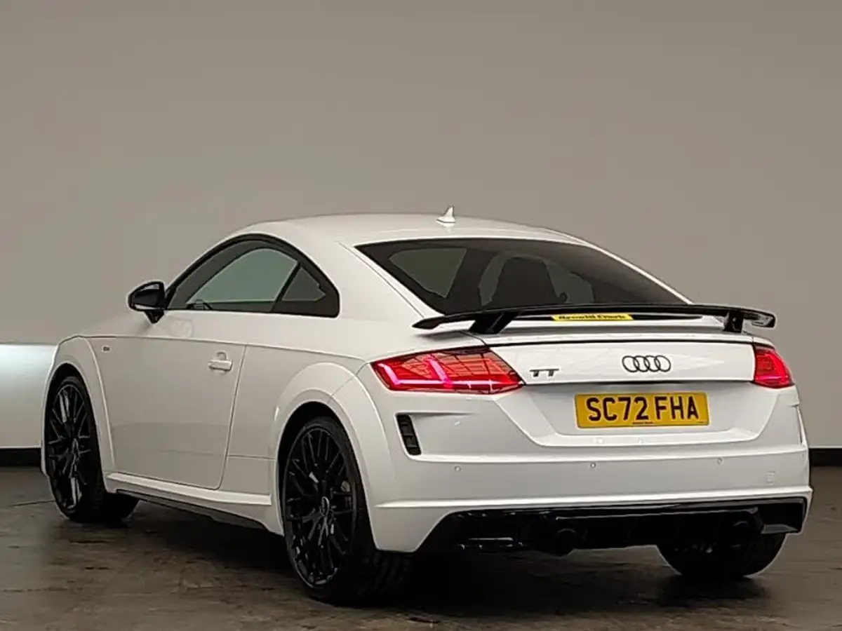2023-audi-tt-coupe-20-40-tfsi-black-edition-big-1