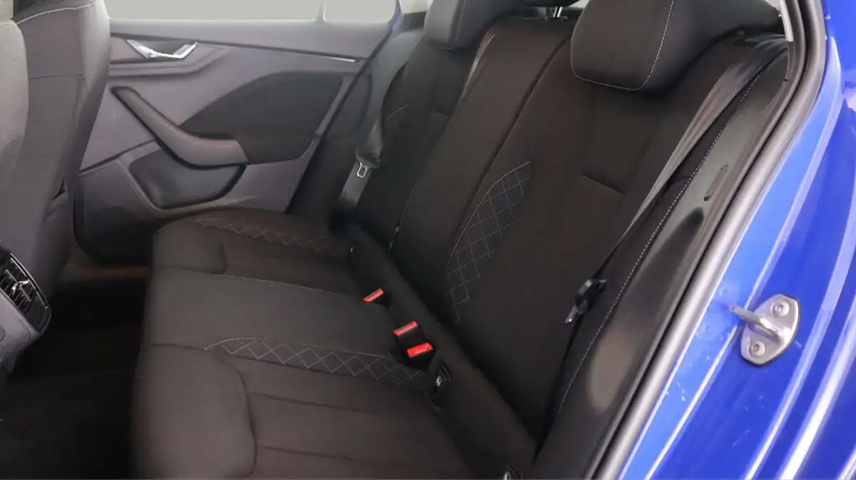 2021-skoda-kamiq-10-tsi-se-95ps-big-15
