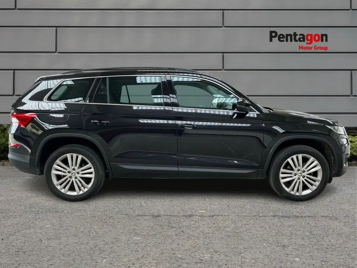 2021-skoda-kodiaq-15-tsi-se-l-dsg-big-10