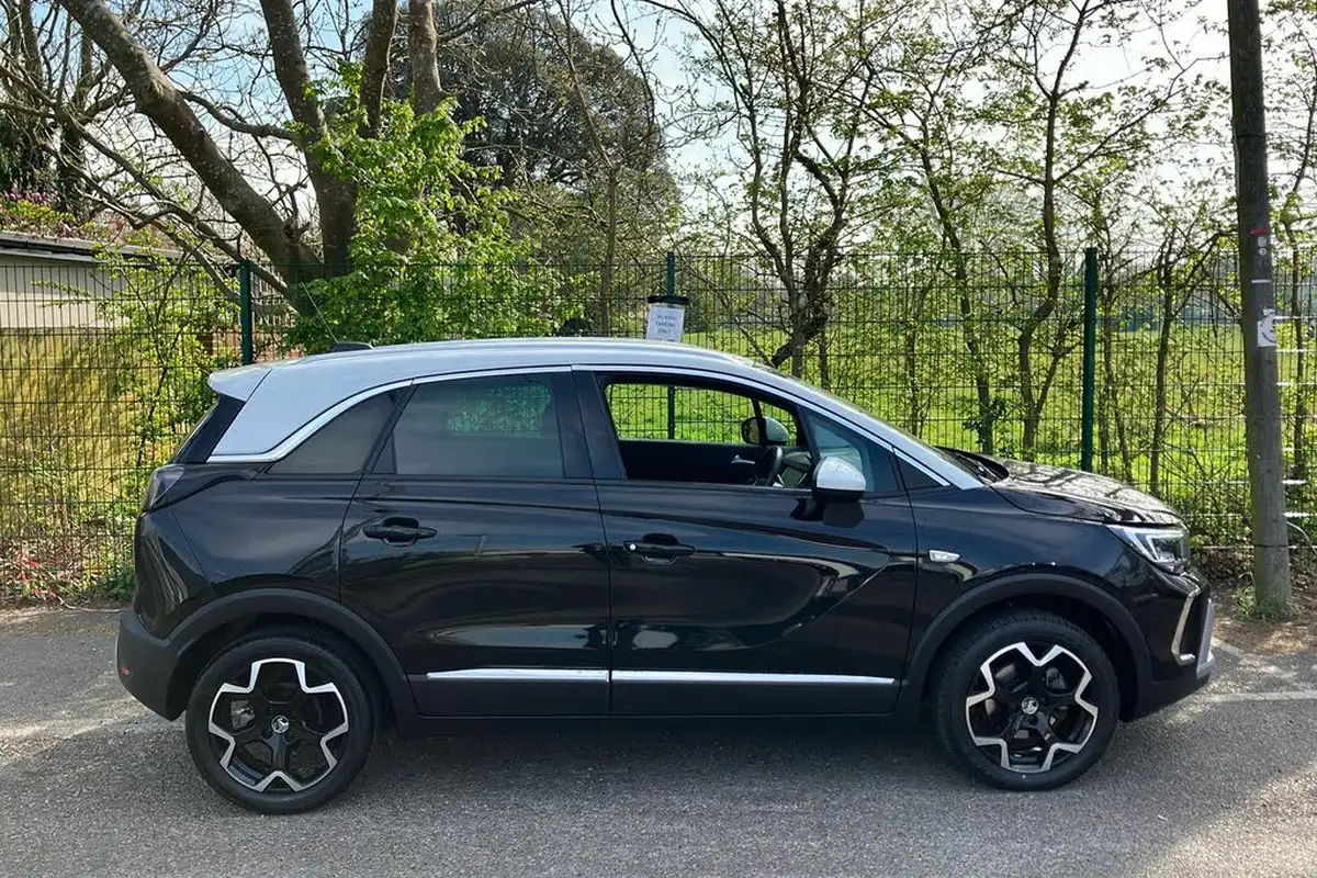 2021-vauxhall-crossland-12-ultimate-nav-auto-big-5