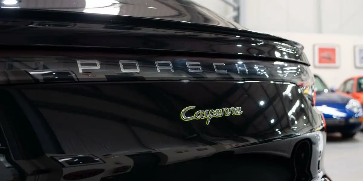 2022-porsche-cayenne-30-v6-e-hybrid-coupe-big-59
