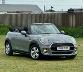 2018 MINI Cooper 1.5 Cooper (s/s) Convertible 2d Auto