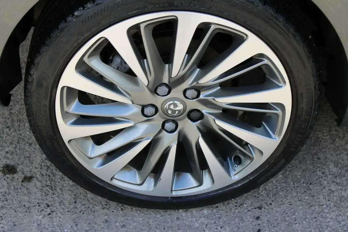 2019-vauxhall-astra-14i-16v-turbo-griffin-ss-big-14