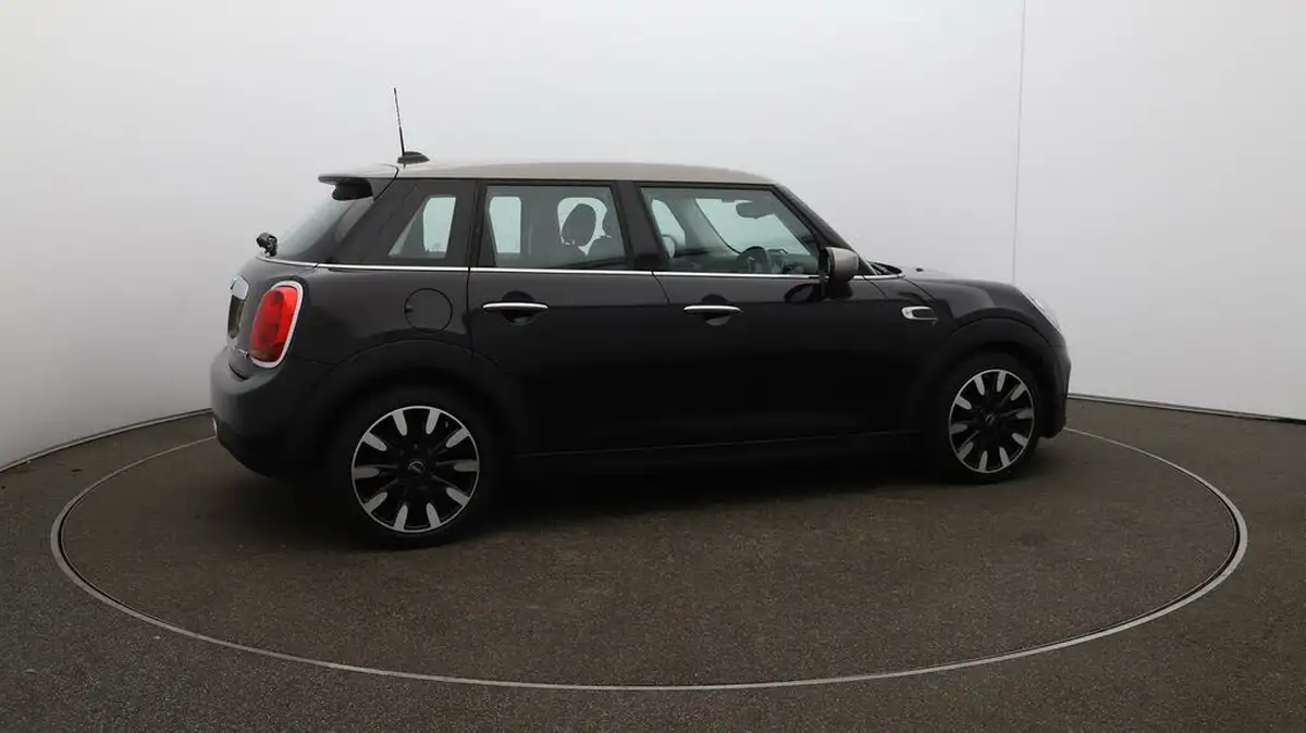 2020-mini-cooper-15-cooper-exclusive-hatchback-5d-big-41