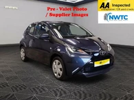 2016 Toyota AYGO 1.0 VVT-i x-play (68bhp) 5d