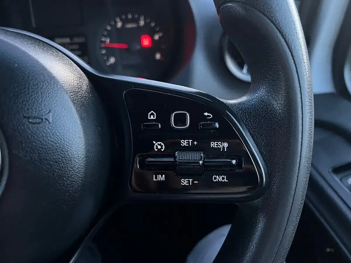 2018-mercedes-benz-sprinter-21cdi-311-l2h1-panel-van-rwd-eco-gear-360-big-47