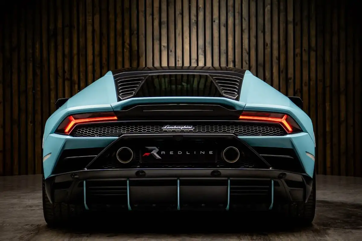 2021-lamborghini-huracan-big-5