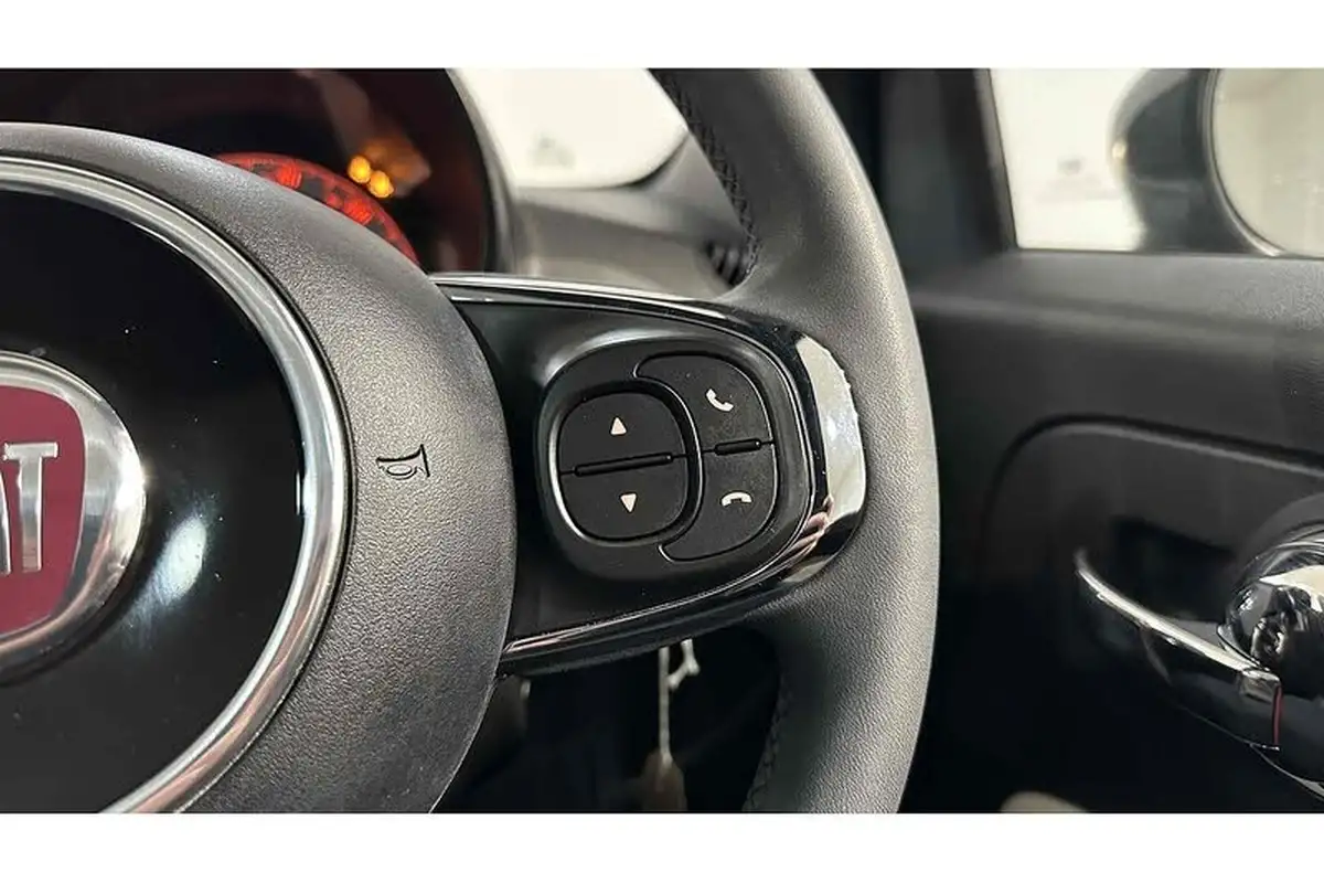 2022-fiat-500-10-dolcevita-big-28