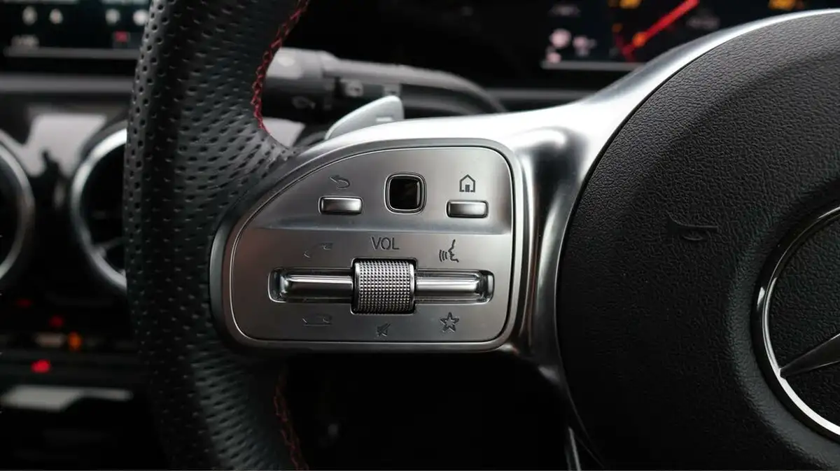 2021-mercedes-benz-a-class-20d-a220d-amg-line-hatchback-5d-big-22